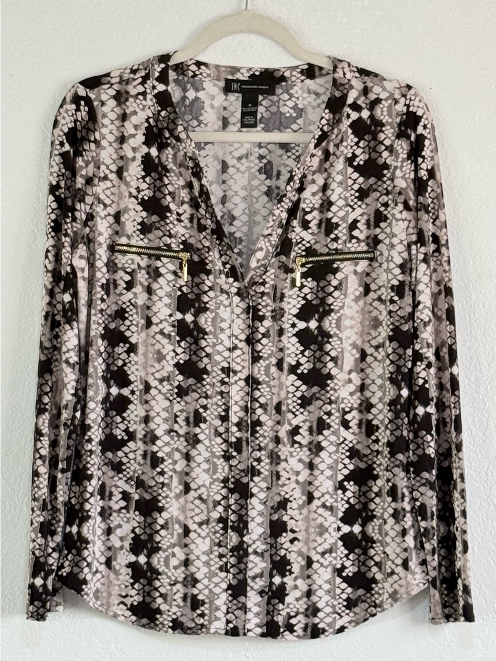 Inc International Concepts Women's Long-Sleeve Snake-Print Blouse Size Medium